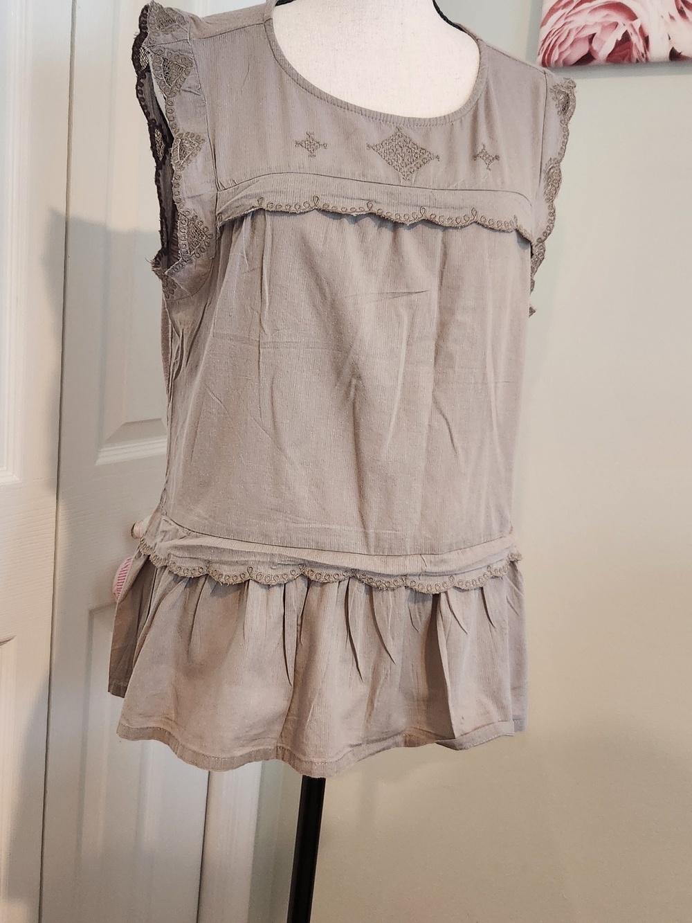 Embroidered Ruffle Sleeveless Blouse in Light Taupe